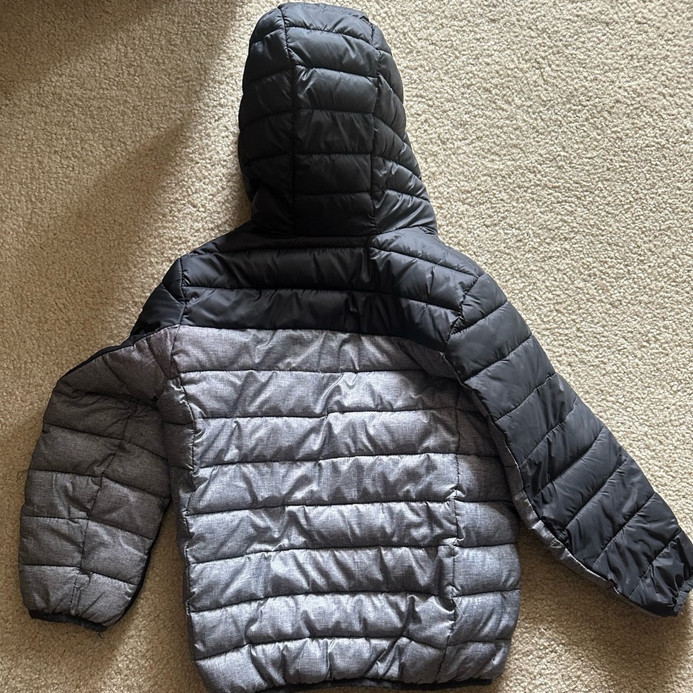 Boys jacket size 5/6.